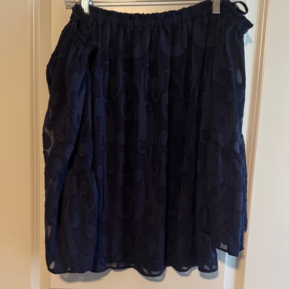 Lilly Pulitzer Navy off shoulder top - Picture 1 of 4